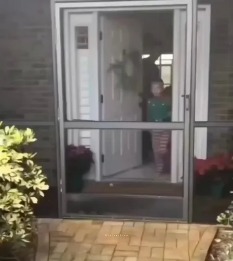 He didn't touch the car first 🥺❤️