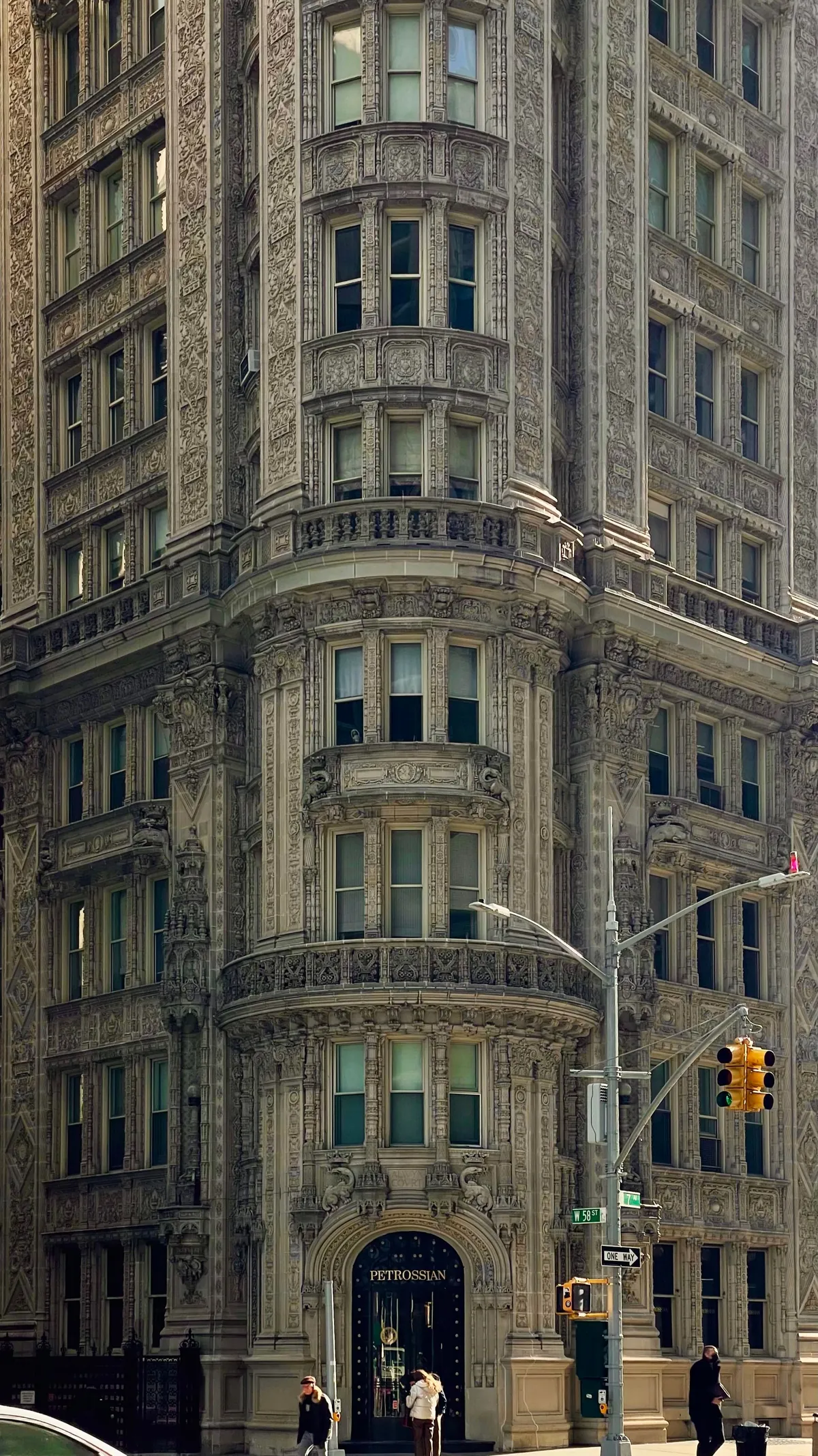 Alwyn Court, New York