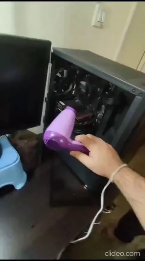 What's wrong with this PC and how do I fix it? This usually happens when it's rainy or too much cold. PC requires a kinda of jump start every morning during monsoon and winters using a hair dryer.