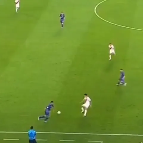 Lionel Messi beautiful skills vs Peru