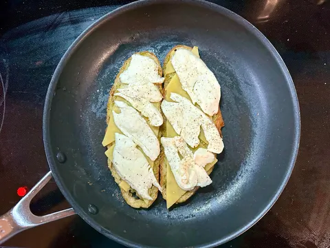 Mozzarella, tomato, and pesto melt on [homemade] bread
