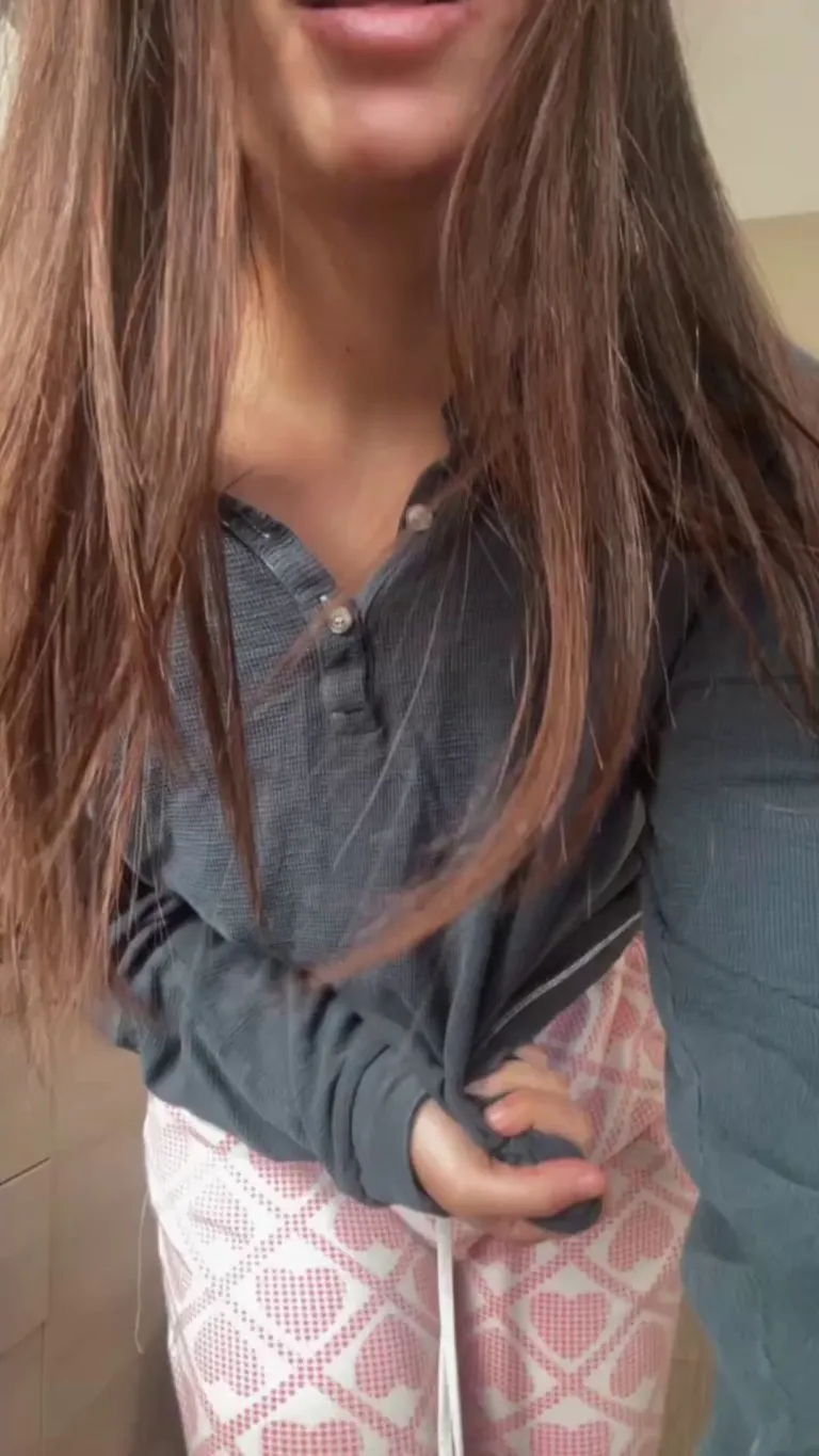 Just a simple Italian girl dropping her natural boobs