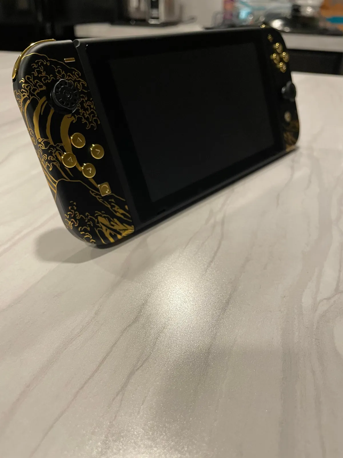 Bought a broken switch and gave it some TLC