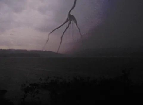 The amazing yet daunting giants of Trevor Henderson style artwork