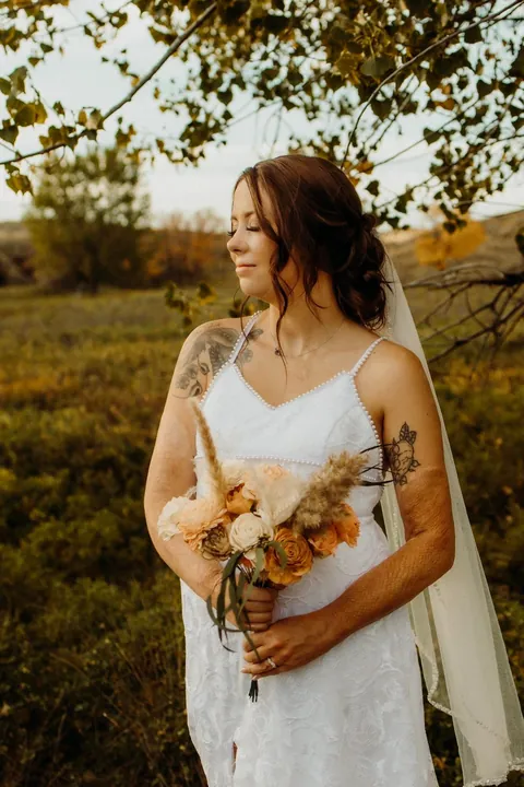 Your favorite Cambodian gas station explosion survivor got freaking married!!