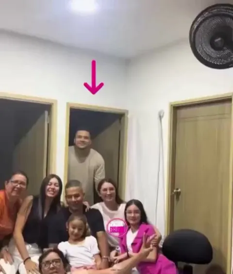 After 6 years living in the U.S, this bro came back to Brazil for his father’s birthday without telling nobody