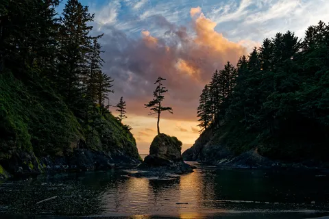 Cape Disappointment, Washington. [OC][4000x2669]