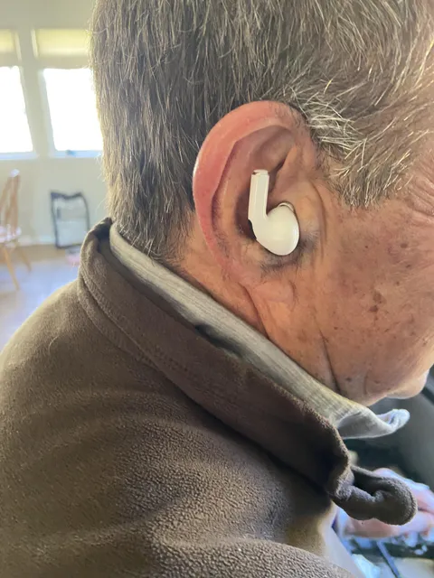 How my dad wears his AirPods