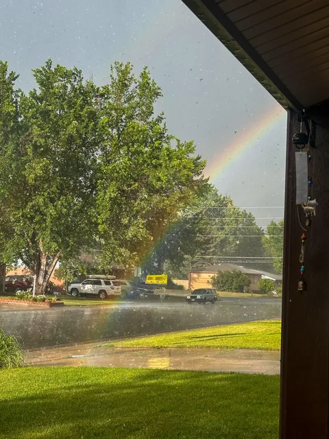 [OC] I’ve never seen the end of a rainbow before, had no idea this was possible.