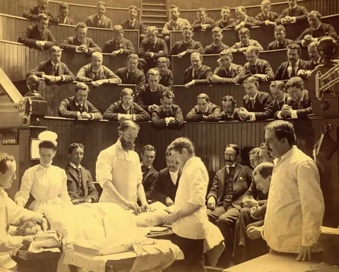 Surgery class at Boston, Massachusetts, (1890)