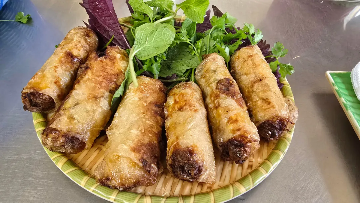 What are the most unforgettable food you’ve tried while traveling?