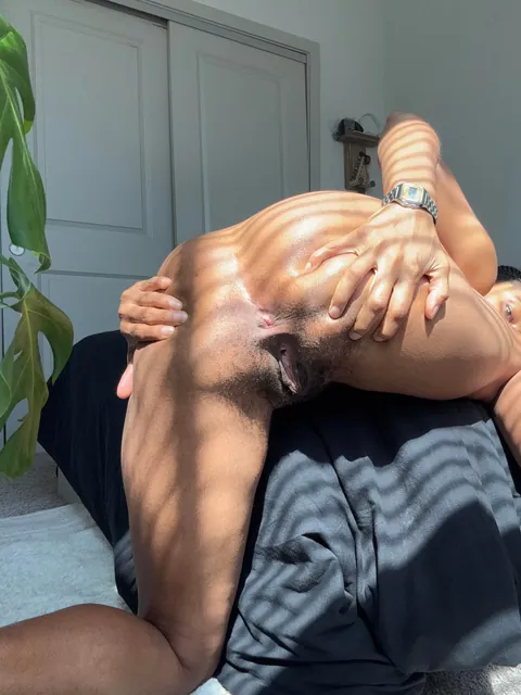 Would you fuck a dyke like me?