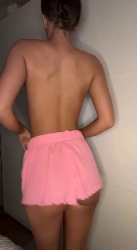 My juicy ass enough for you dinner?