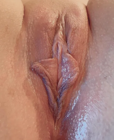 Wanted to show you how wet my freshly waxed pussy was