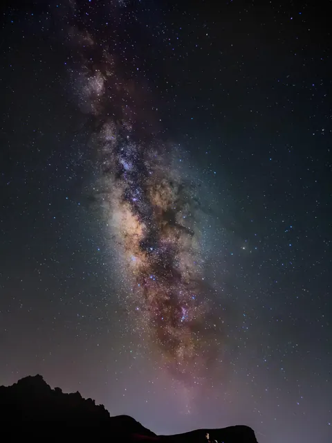 The Milky Way Captured on iPhone 17 Pro Max