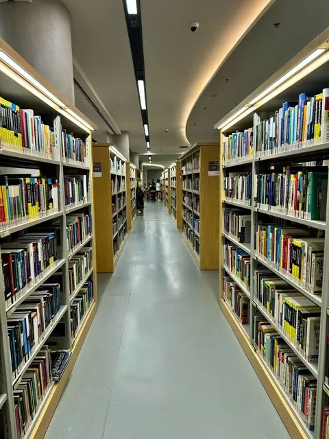 A library in my hometown, which I often visit to read books because it's close to home, in Chengdu, China