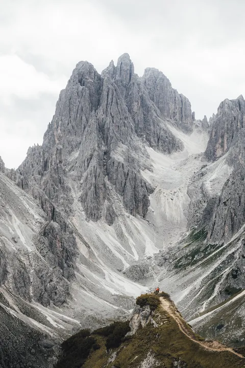 Dolomites,Italy, Alternate route idea staying in Rifugios, 1 week of hiking