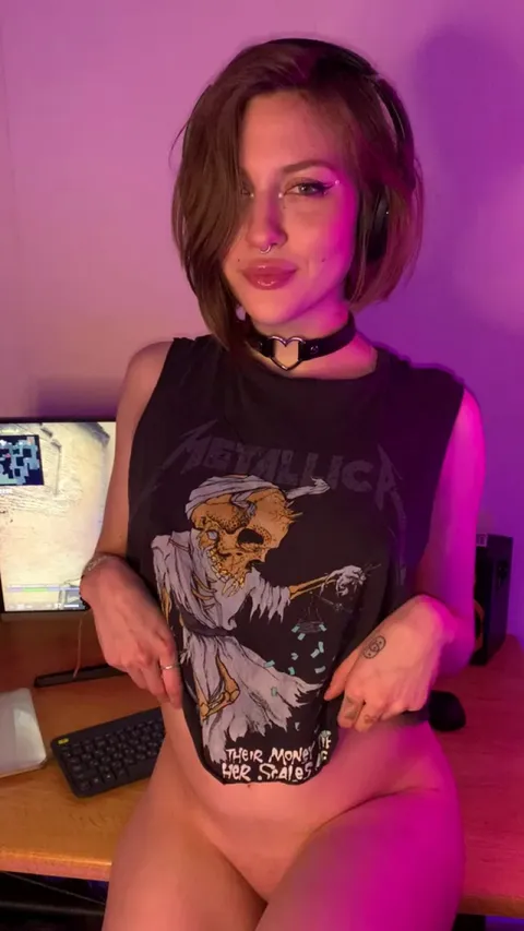 my boobs say hello to you!