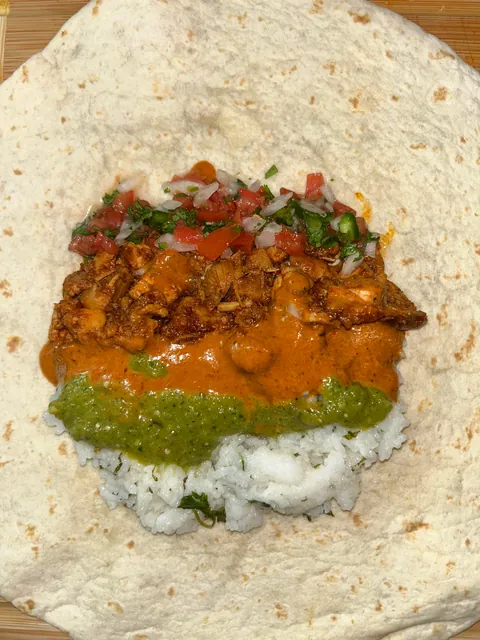 [homemade] Chicken burrito