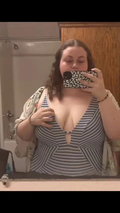 I’ll happily distract u at the pool!