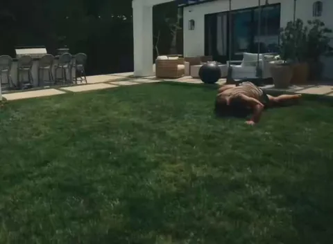 [Highlight] 49ers RB Christian McCaffrey Posted Himself Working Out for Next Season