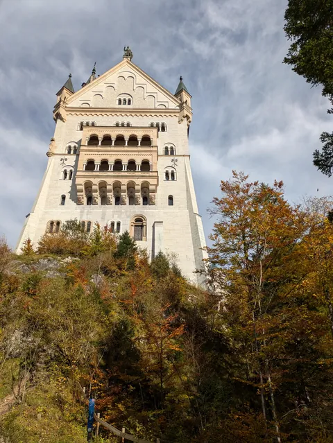 Neuschwanstein Castle in October 2024 (with bonus Oberammergau and Schloss Linderhof)