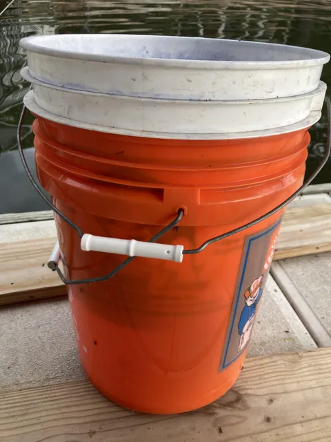 Stupid Question — How do I get the 3gal bucket “unvacuumed” from the 5gal bucket without drilling a hole?