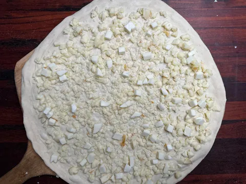 [Homemade] pepperoni and mushroom pizza