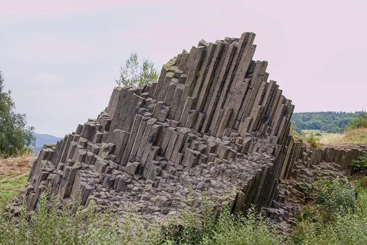 🔥 Panská skála - natural landmark of basalt rock columns in northern Bohemia, Czech Republic 🔥