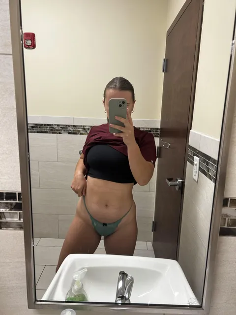 my fav thing to do at work is get off, you?