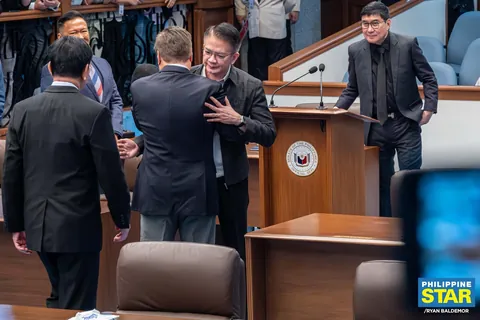In Photos: Chiz Escudero makes a surprise appearance