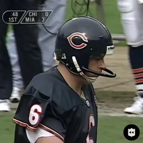 [Highlight] one of the greatest fake FG by the bears you will ever see.