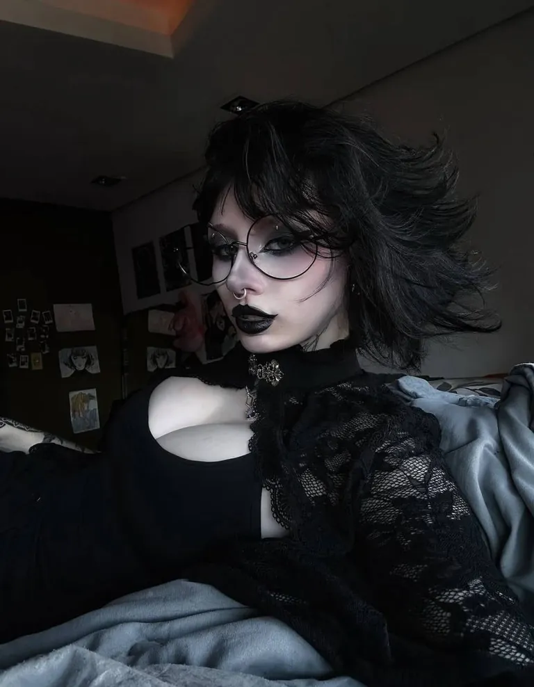 Just an alt girl album cous i love them