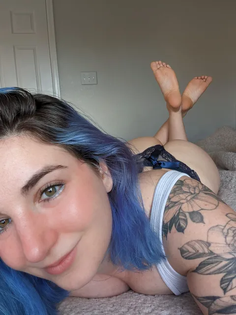 This pose gave me scoliosis [F]