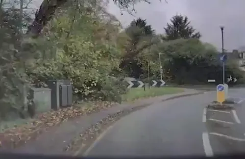 [OC] fail to yield at a roundabout.