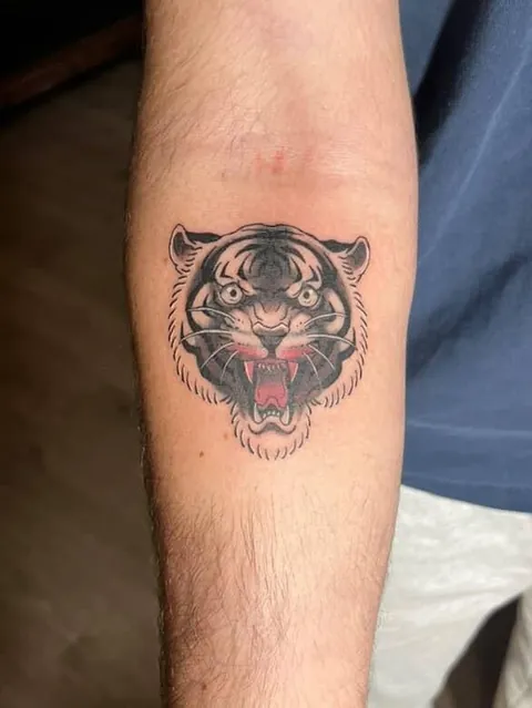 Cover up by @n.ink.ma, Alon Tattoo, Burnaby, BC