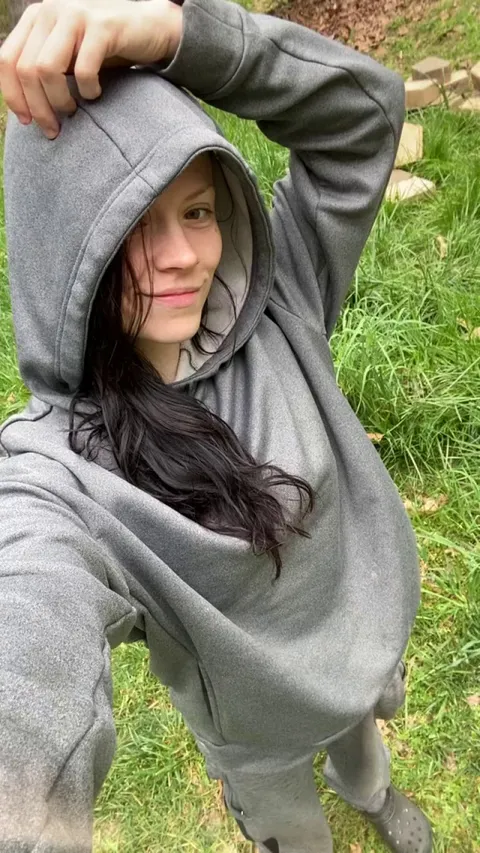 i need an anal creampie n the woods 