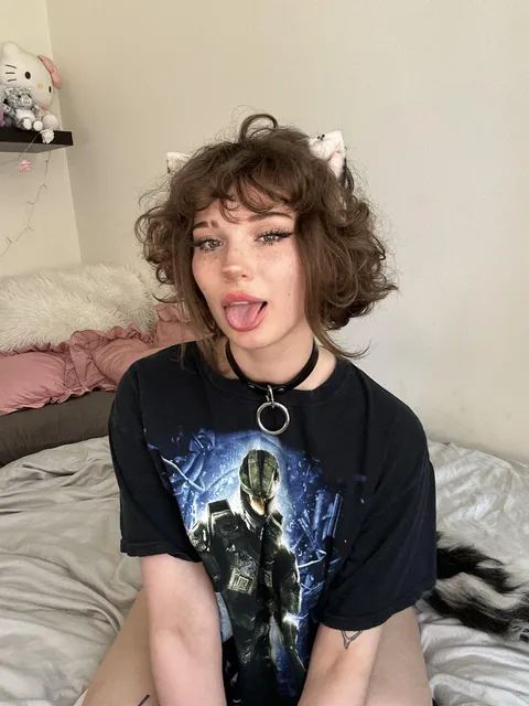 ur collared kitty <3 what would my first task be as your pet ?