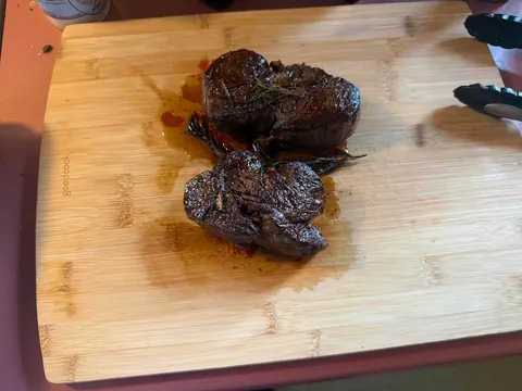 [Homemade] Filet Mignon with Gratin Dauphinois and Parmesan Asparagus