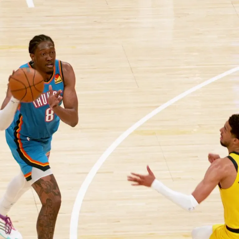 [Highlight] Check out the “Unforgettable” poster slam dunk from Pascal Siakam through the Phantom Cam.