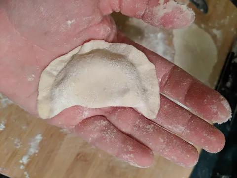 [Homemade] Varenyky, Ukrainian dumplings - my favorite food in the world!