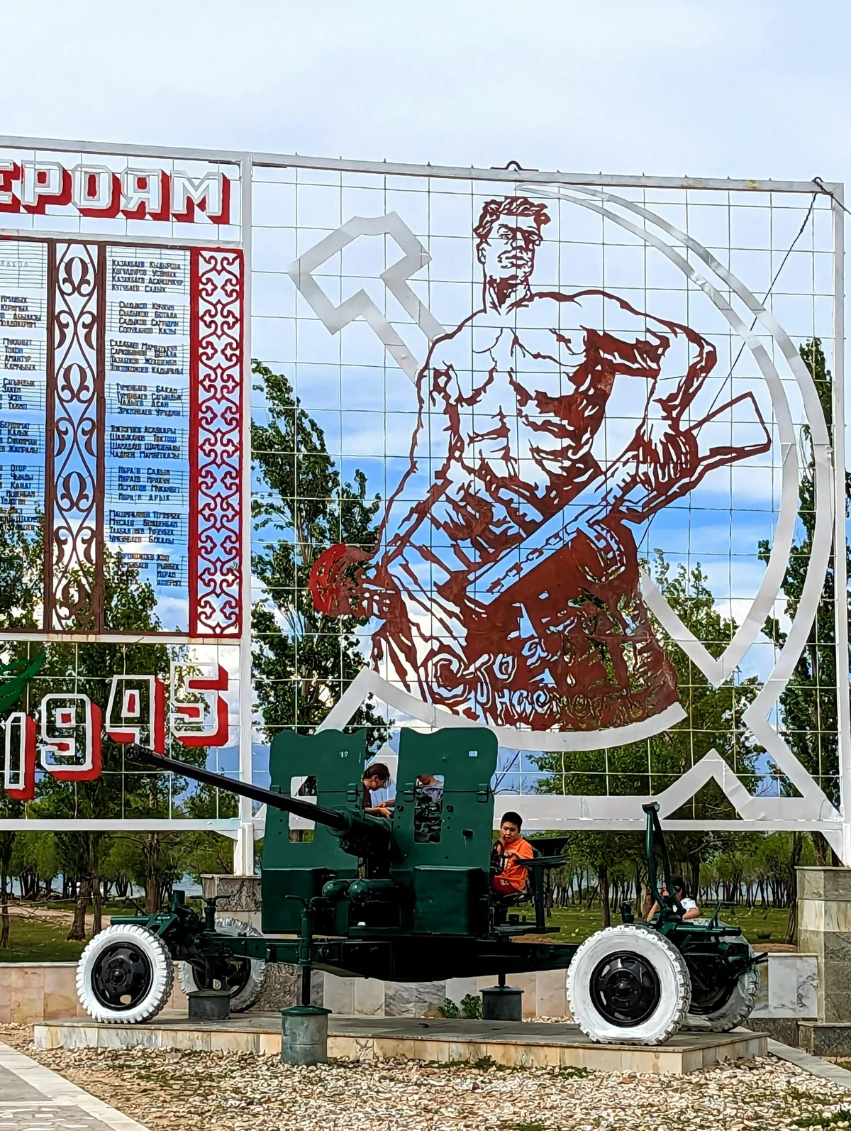 10 days in Kirghizistan with a 4WD