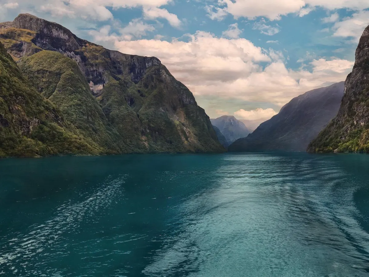 the Nærøyfjord - Norway[1600x1200][OC]