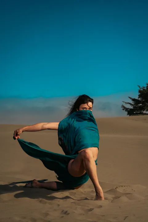 ITAP of someone in the dunes [portrait]