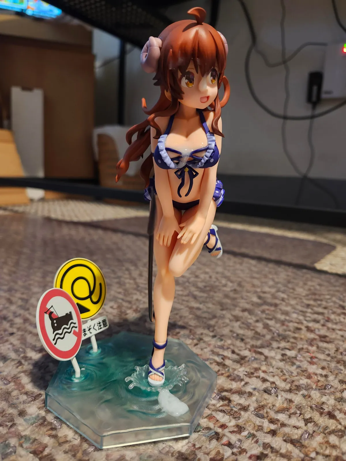 Shamiko's covered titties