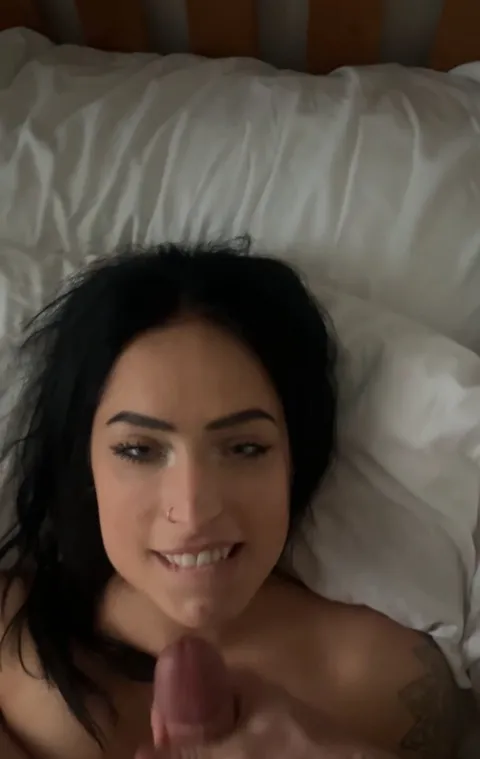 I love eating cum it’s my favorite meal of the day