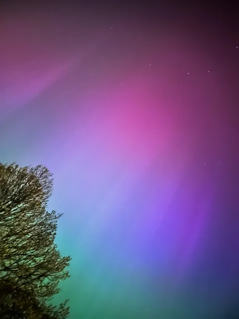 We have polar lights right now over all Germany