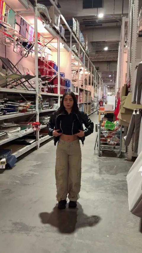 what would u do if u caught me mid flash like this?