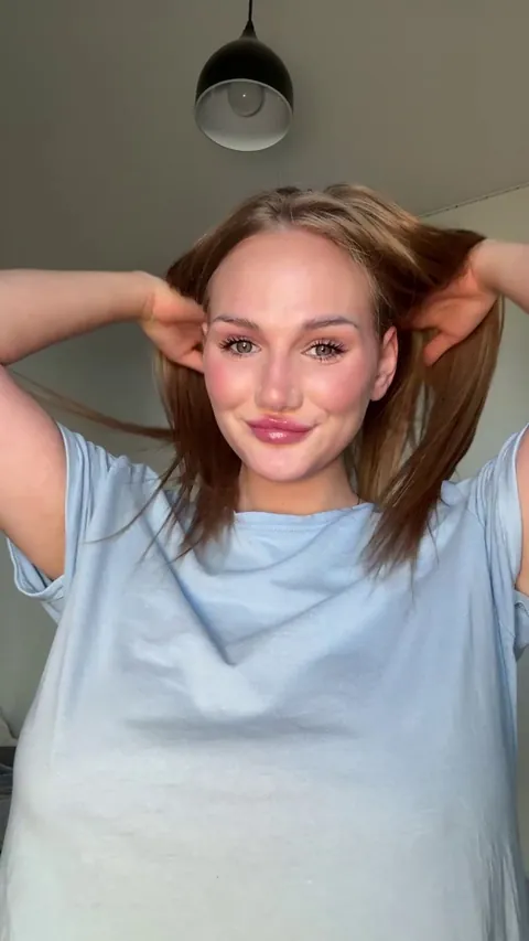 I want to meet someone like that after work [reveal]