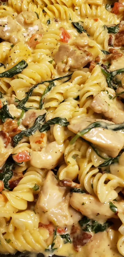 Chicken &amp; Spinach Alfredo